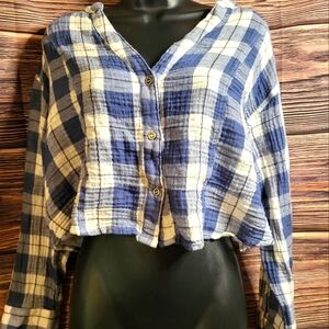 Day+Moon Blue Plaid SZ Medium Crop Long Sleeve 100% Cotton